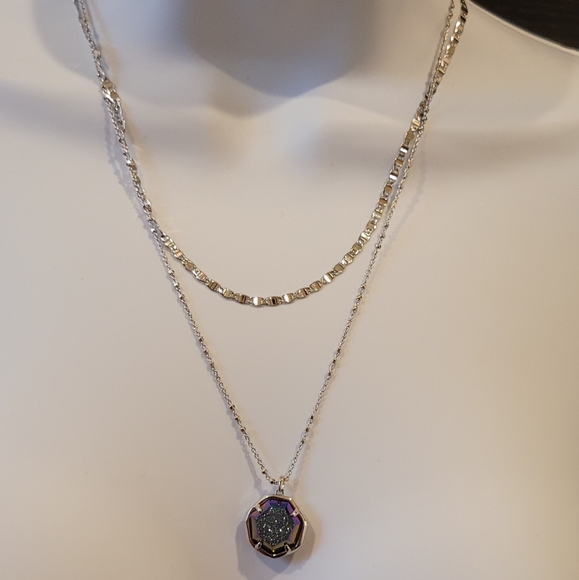 NWT KENDRA SCOTT MYSTIC DRUSY CYNTHIA NECKLACE IN SILVER SPARKLY BLUE PURPLE ETC - Picture 3 of 15